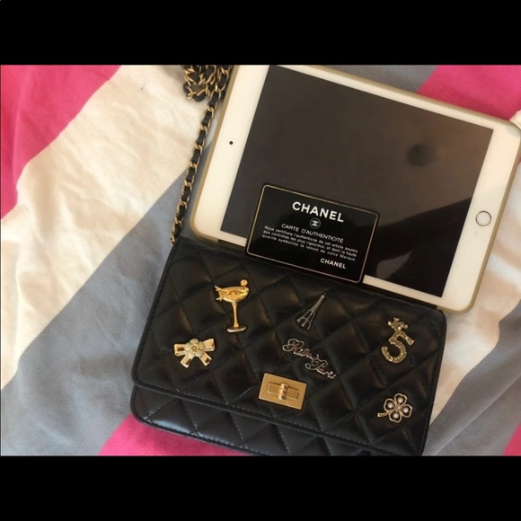 Chanel Lucky Charms Black Calfskin Cross Body Bag - Picture 7 of 10